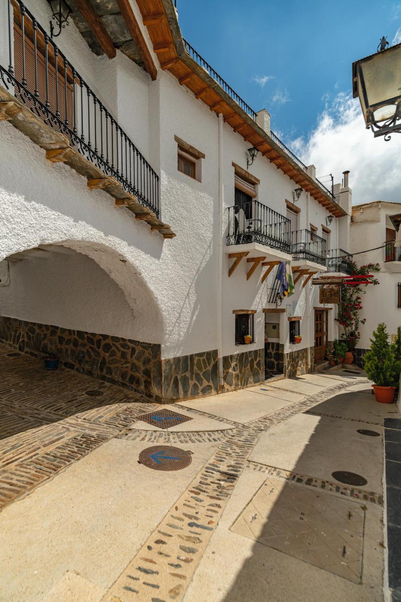 Hotel La Fragua I Trevelez Exterior photo