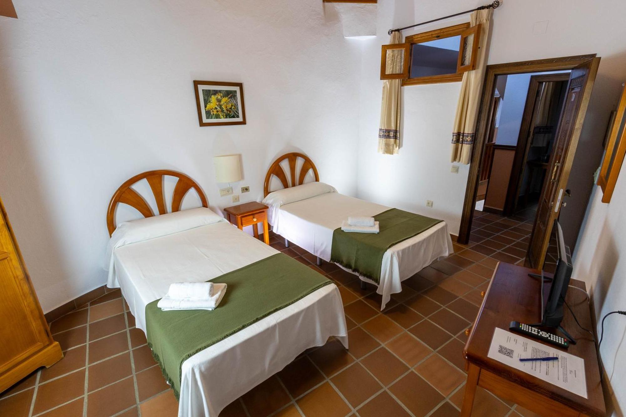 Hotel La Fragua I Trevelez Exterior photo